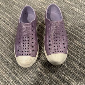 Native Kids Purple Glitter Slip-On Shoes